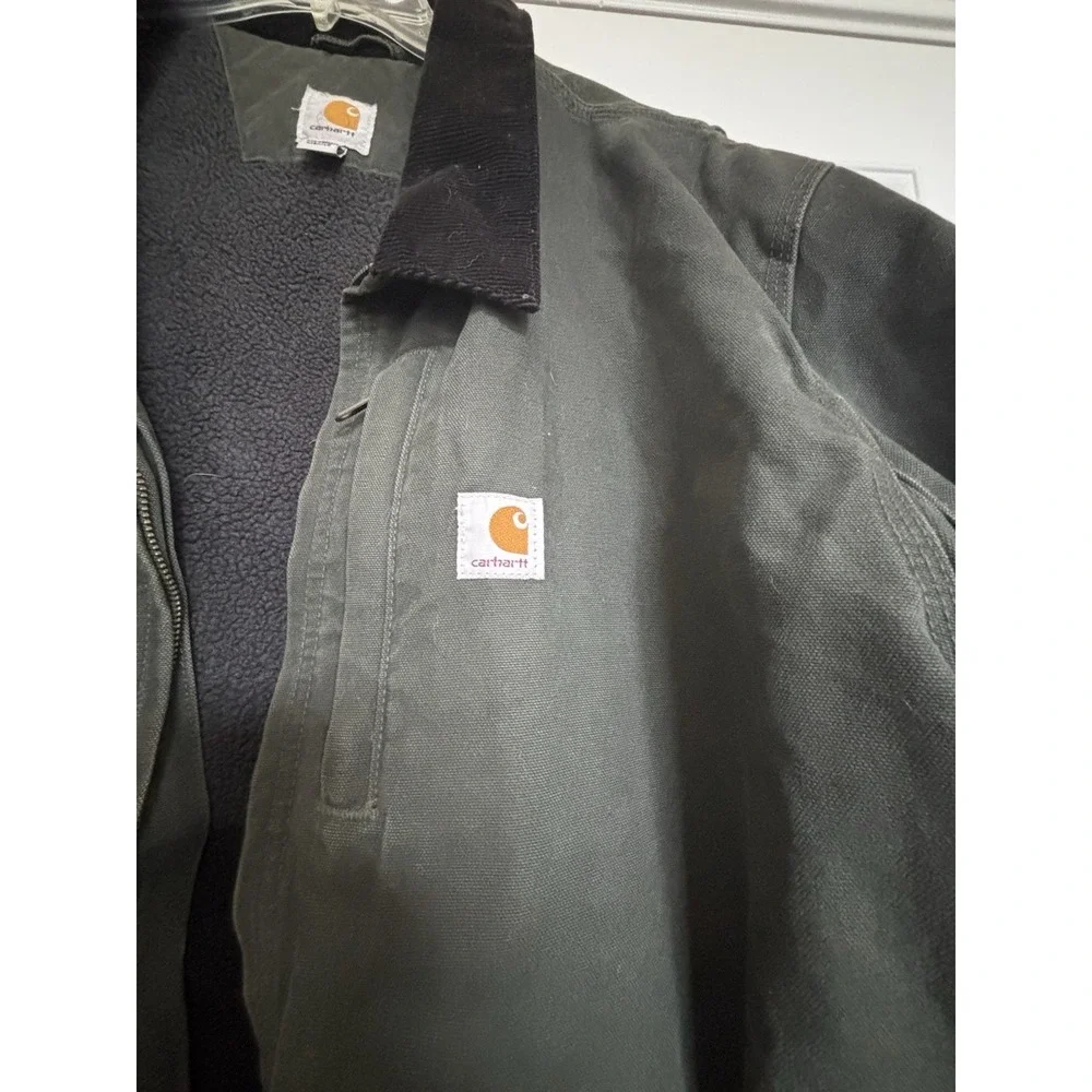 Carhartt Green Jacket Sherpa Lined RN 14806 Zips 5 Pockets Pre-owned Banded Slvs